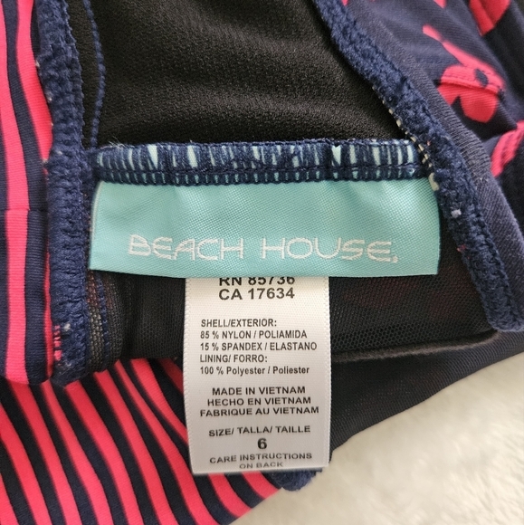 3/$25 Beach House Darcy Racerback Underwire Bikini Top - Cape May Size 6 - Picture 5 of 8